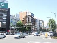 新宿通り沿い
