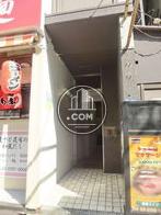 玄関口前