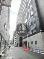 背面通り奥からのアングル