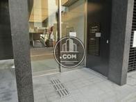 正面玄関は自動ドアになります
