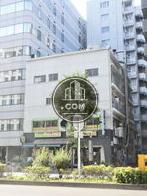 比較的低層階で設計された安定感の感じられる建物