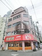 群山ビル外観写真