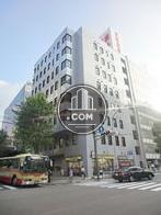 ３方角地に面したビルです
