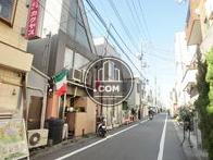 見通しの良い背面通りです