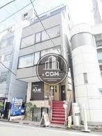 通りを一望出来ます