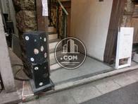 正面入口付近です