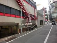 物件入口から見た周辺です