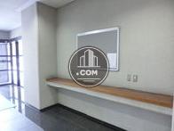 入口入って左に掲示板があります