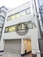 清潔感のある色合いの建物です