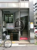 正面入口です