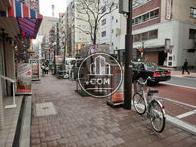 新橋駅方面です