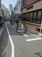 角地にあり存在感は抜群です