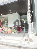 店舗右側にある裏口