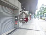 新横浜駅方面の歩道