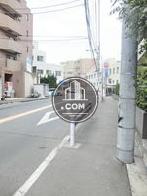 交通量はそれほど多くないです
