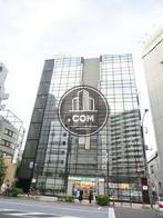 真正面からの撮影、どっしりとしています