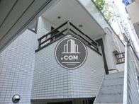 2階部屋前へ続いています