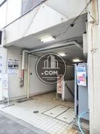 間口の広い玄関口