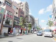 新大久保駅方面