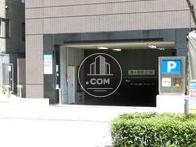 間口の広い駐車出入り口