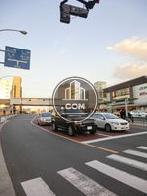 田端駅目の前の交差点の様子です