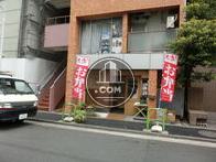 １階にお弁当屋さんが入居中です