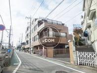 東横線沿いに面した立地です