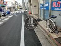 人・車の通りはあまりありません