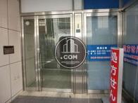 割と幅のあるドアです