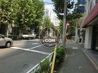 1階の店舗区画前からの写真