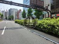 御茶ノ水方面に続きます