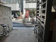 裏口側の通りです