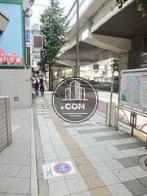 綺麗に舗装された歩道
