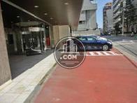 玄関前の敷地です