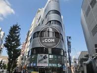 １階に店舗が入ります