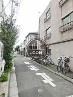 この先は住宅の多いエリアです