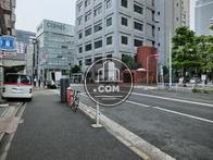 日比谷通り、芝公園インター入り口へ出る事が出来ます