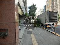 広々とした歩道
