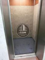 ゆとりある9人乗りです