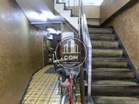 モダンな雰囲気のエントランスです