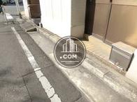 玄関口の床面です