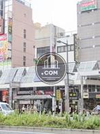 スリムな建物です