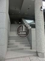 ２階の店舗区画への階段