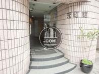 丸みを帯びた玄関壁面