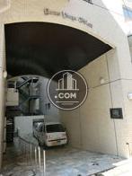 綺麗なアーチ状の正面玄関