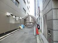 隣接する脇道