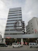 大通りにあります