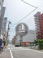 視野の広い通り