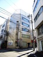 YTビルの外観写真