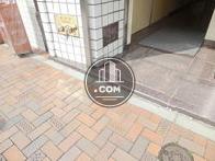 殆ど段差のない床面で連結